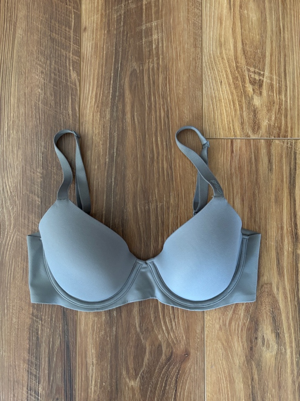 2/$22🌼 aerie SMOOTHEZ Light Gray T-Shirt Bra 32D